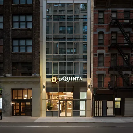 La Quinta By Wyndham Time Square South Hotel